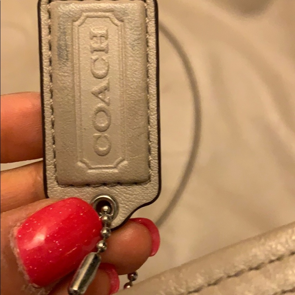 Coach purse - Picture 4 of 6